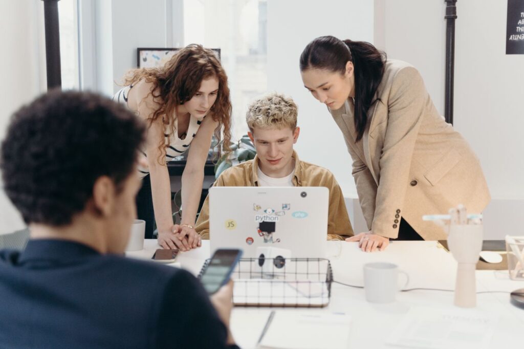 Comment trouver un stage rapidement, même sans réseau